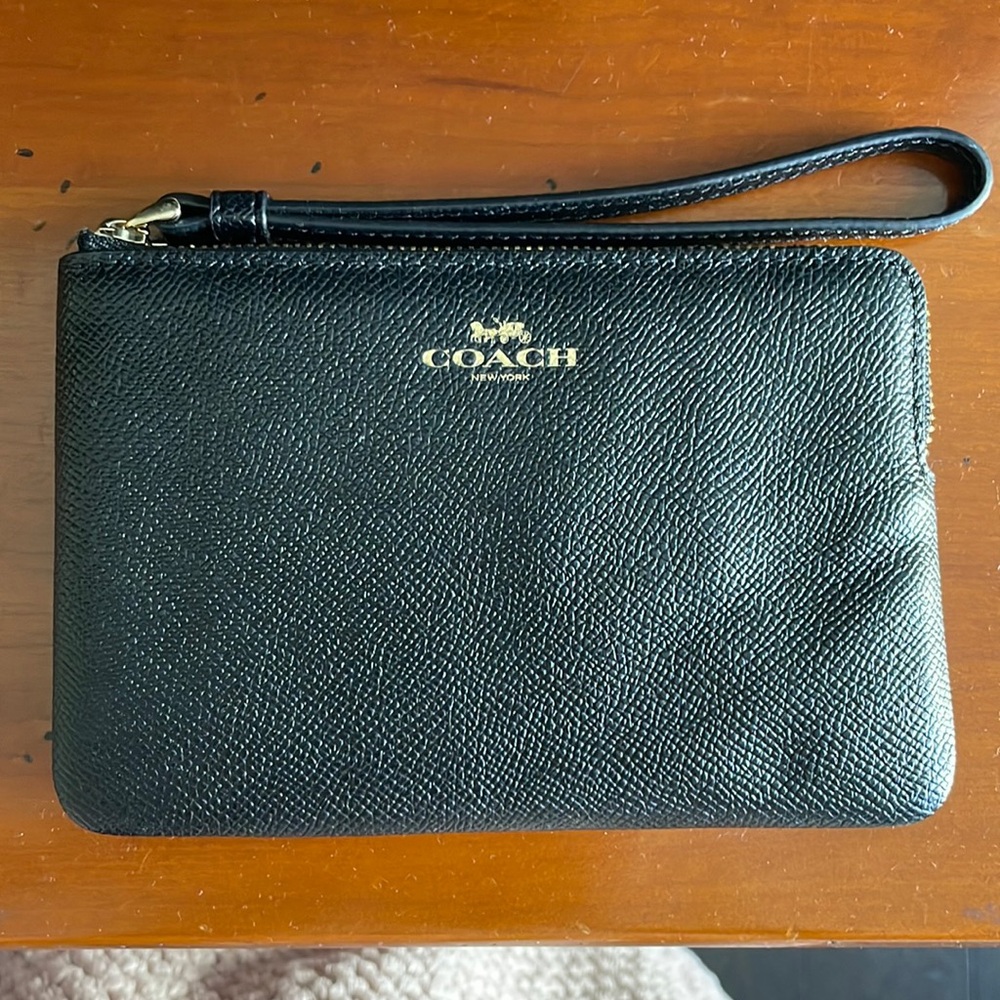 Black Coach Wristlist